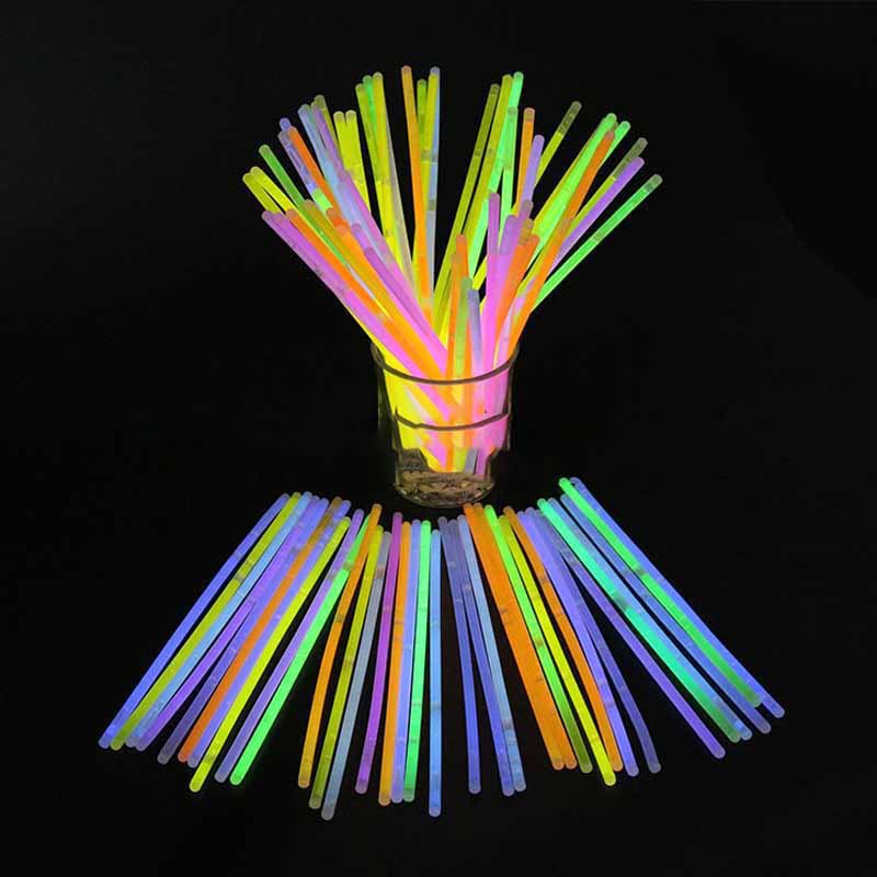 Christmas Party Neon Glowstick Light 100 Pcs Colorful Funny Game Glow in the Dark Fluorescent Bracelet Toy For Children